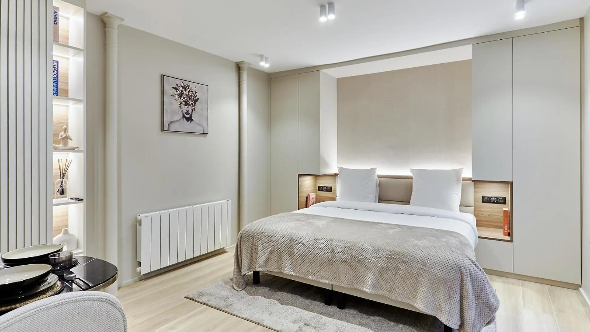Studio Center Of Paris By Studio Prestige